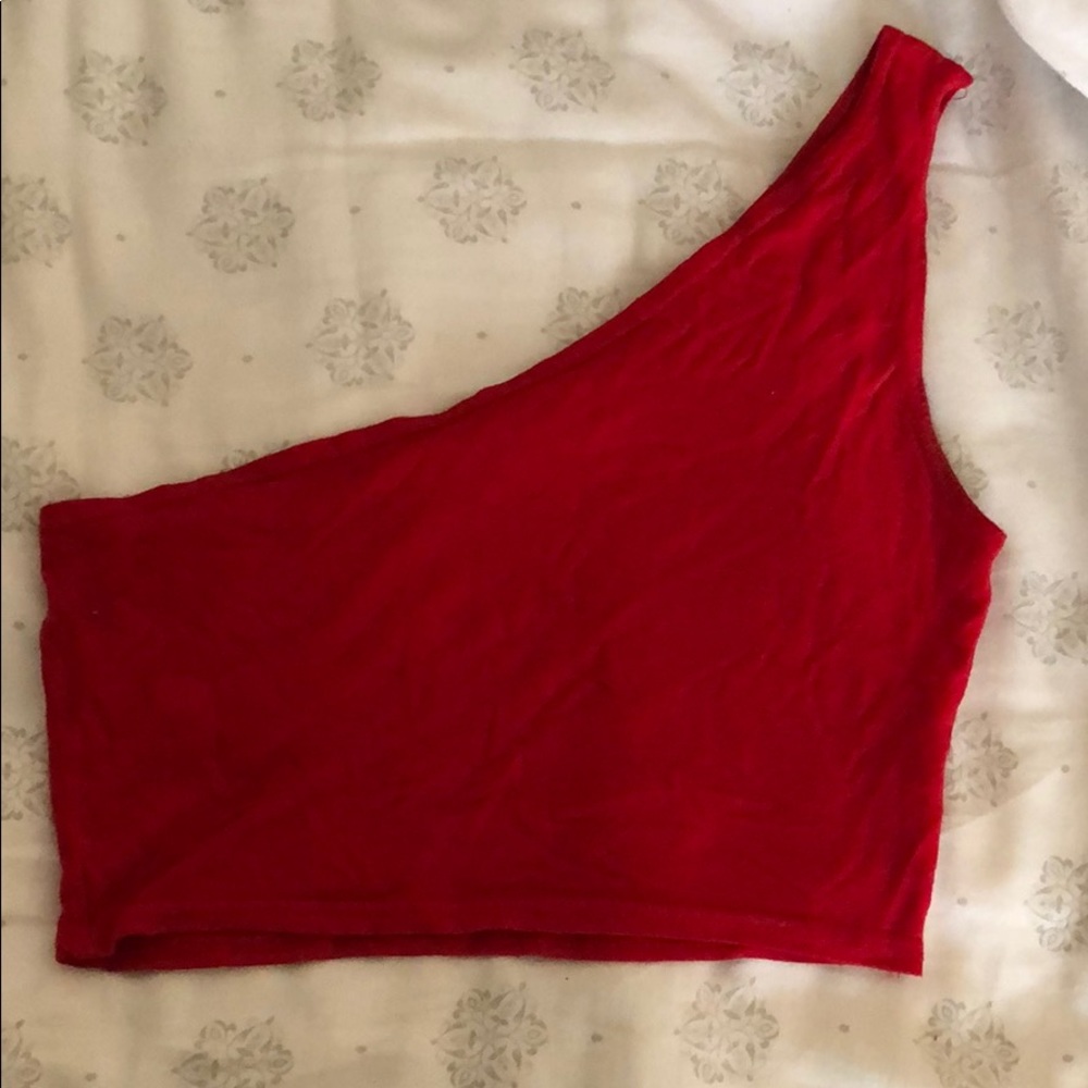 Pretty Little Thing red one should crop top